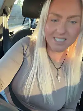 Charleigh xx online show from 09.08.25