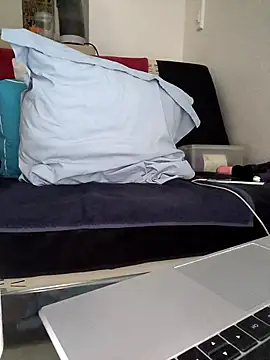 Volcaniiia online show from 04.08.26