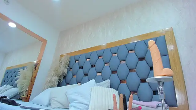 crystal sm online show from 04.11.26