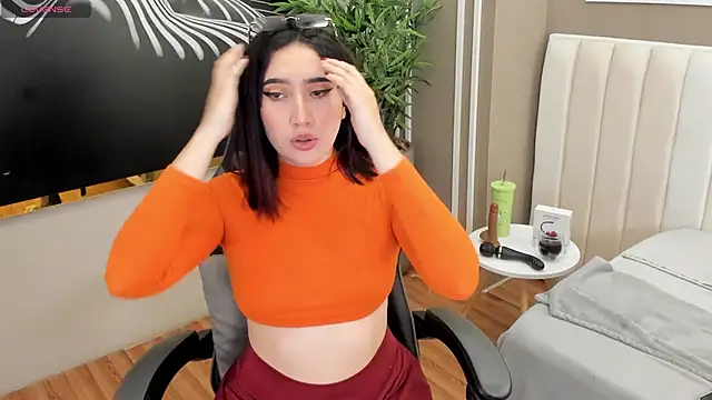 Skyyle  online show from 03.28.26