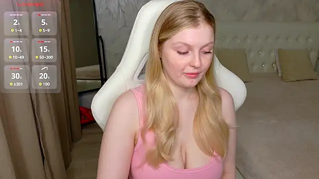 AmeliaDiamond online show from 04.21.26