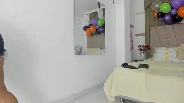 Lady miss    online show from 10.12.25