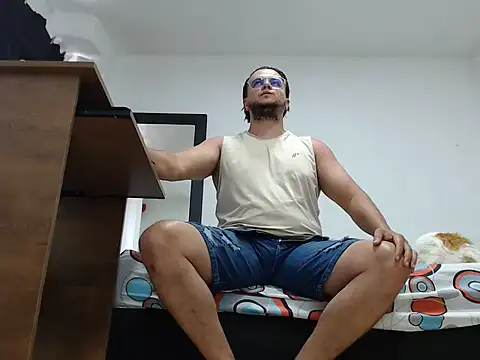 Snapshot of cloudsxxx chatting on 06.16.26 cloudsxxx online show from 06.16.26