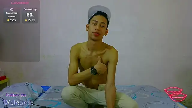 dylan apol0 online show from 04.12.26