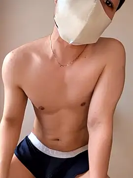 kqitooo online show from 04.18.26