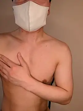 kqitooo online show from 04.29.26