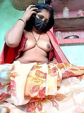 Snapshot of Falguni_Desai chatting on 11.18.25 Falguni Desai online show from 11.18.25