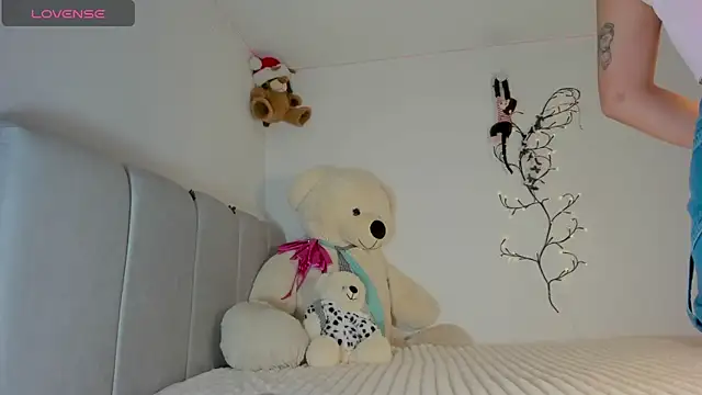 Sarahcutexoxox online show from 05.23.26