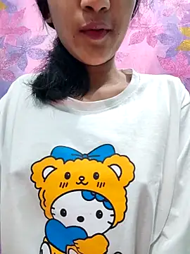 Snapshot of MariaEva69 chatting on 09.10.25 MariaEva69 online show from 09.10.25