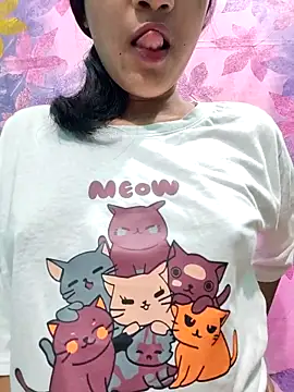 Snapshot of MariaEva69 chatting on 09.18.25 MariaEva69 online show from 09.18.25