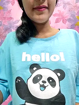 Snapshot of MariaEva69 chatting on 10.22.25 MariaEva69 online show from 10.22.25