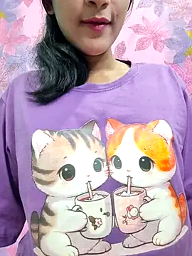 Snapshot of MariaEva69 chatting on 10.26.25 MariaEva69 online show from 10.26.25