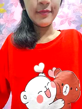 Snapshot of MariaEva69 chatting on 10.29.25 MariaEva69 online show from 10.29.25