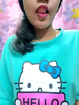 Snapshot of MariaEva69 chatting on 11.25.25 MariaEva69 online show from 11.25.25