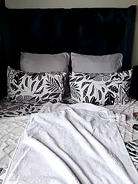 Snapshot of SeductionBoobs chatting on 10.02.25 SeductionBoobs online show from 10.02.25