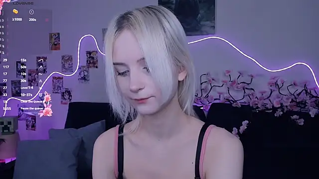 Megan--chan online show from 12.20.25