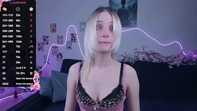 Megan--chan online show from 03.25.26