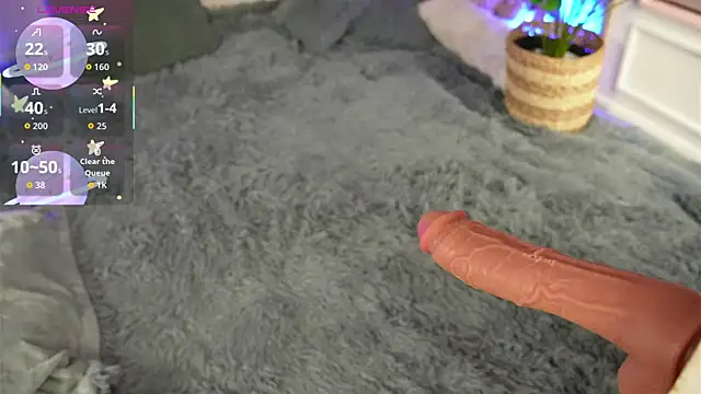 AnnieCouperr online show from 10.16.25