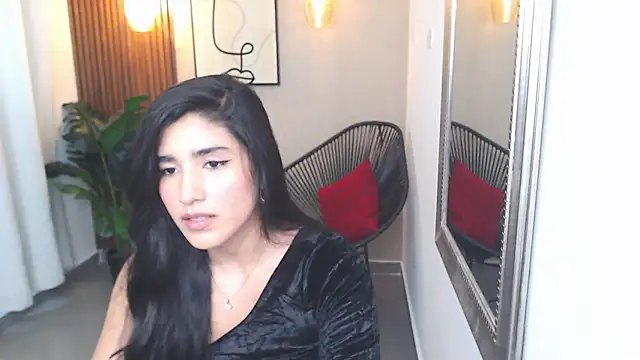 Snapshot of Lia_Mar_ chatting on 04.24.26 Lia Mar online show from 04.24.26