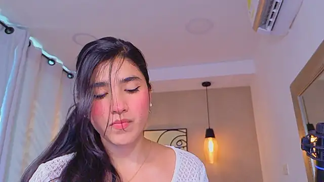 Snapshot of Lia_Mar_ chatting on 05.26.26 Lia Mar online show from 05.26.26