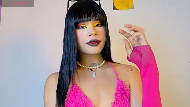 NATASHAA WINZ online show from 09.26.25