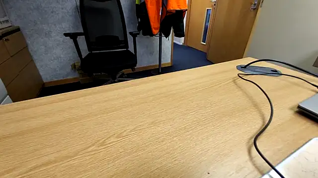 Oorse1966 online show from 10.28.25