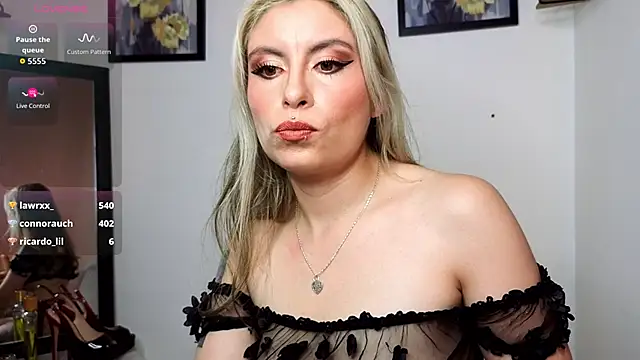 brianna smoke online show from 10.17.25