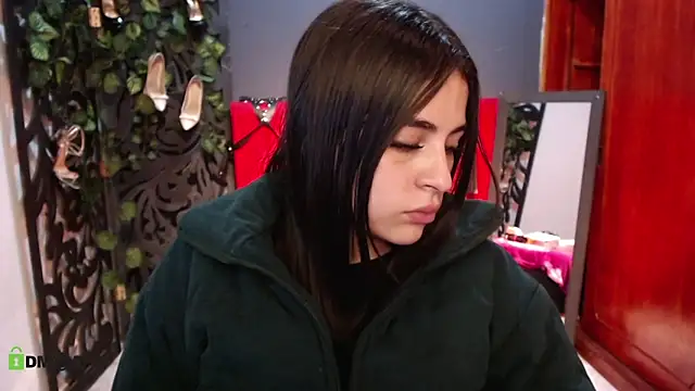 sofi lara28 online show from 02.16.26