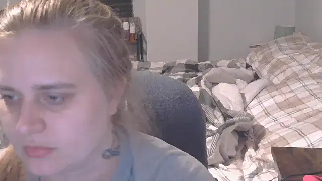 Sexyblonde12344 online show from 11.02.25