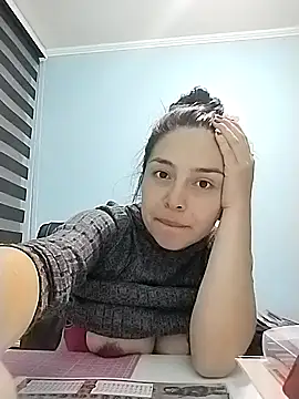 Mamii Dolcee online show from 01.18.26