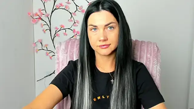 Snapshot of Lune_Moon chatting on 04.30.26 Lune Moon online show from 04.30.26