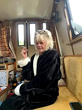 ladyboatlady online show from 10.05.25