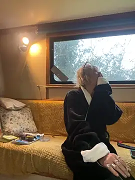 ladyboatlady online show from 10.08.25