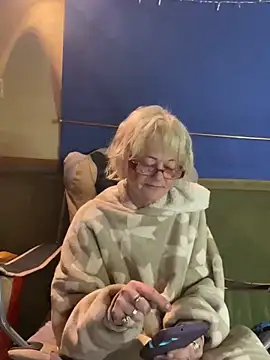 ladyboatlady online show from 02.04.26