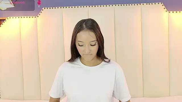 SamantaKane online show from 12.18.25