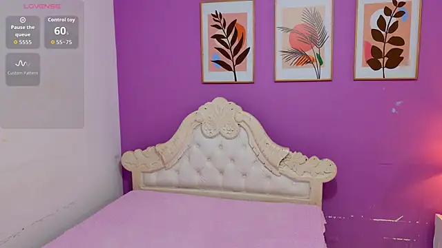 SamantaKane online show from 04.14.26