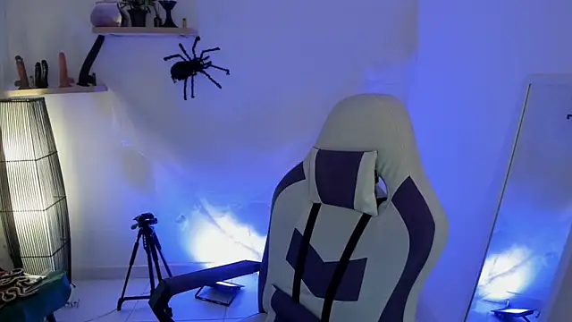 scarlett enjoy1 online show from 10.28.25