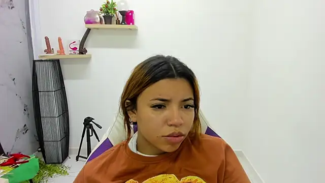 scarlett enjoy1 online show from 11.02.25