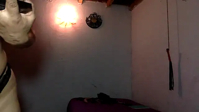 indomitaFox online show from 04.21.26