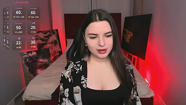 Snapshot of AliceLiador chatting on 11.28.25 AliceLiador online show from 11.28.25