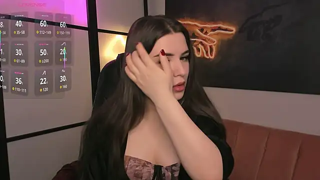 Snapshot of AliceLiador chatting on 01.19.26 AliceLiador online show from 01.19.26