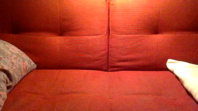 Snapshot of analilatorbooty chatting on 09.17.25 analilatorbooty online show from 09.17.25