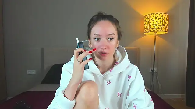 Snapshot of cutienaughtygirl chatting on 05.16.26 cutienaughtygirl online show from 05.16.26