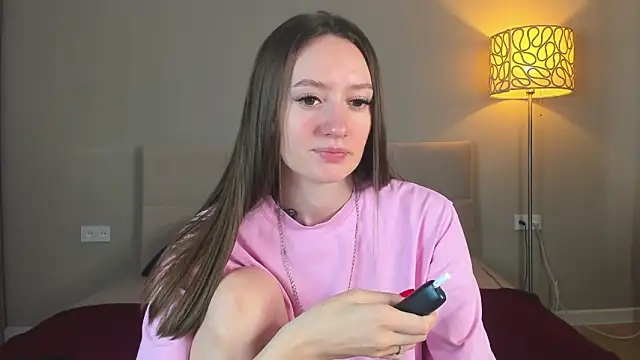 Snapshot of cutienaughtygirl chatting on 05.30.26 cutienaughtygirl online show from 05.30.26