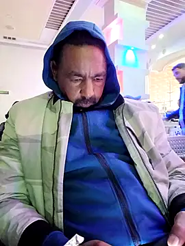 Snapshot of Bob_black chatting on 03.04.26 Bob black online show from 03.04.26