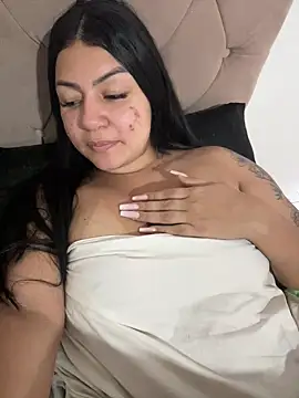 Snapshot of julianamascarada chatting on 09.19.25 julianamascarada online show from 09.19.25