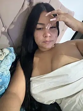 Snapshot of julianamascarada chatting on 09.21.25 julianamascarada online show from 09.21.25