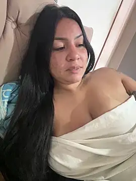 Snapshot of julianamascarada chatting on 09.23.25 julianamascarada online show from 09.23.25