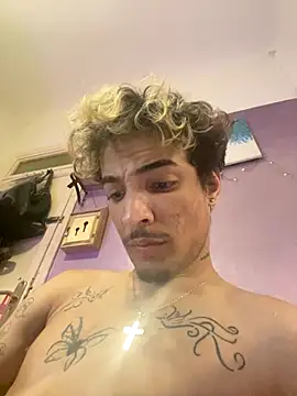 Snapshot of luluycoco chatting on 09.13.25 luluycoco online show from 09.13.25