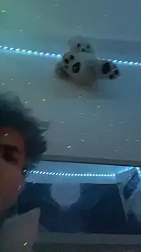 Snapshot of luluycoco chatting on 10.29.25 luluycoco online show from 10.29.25